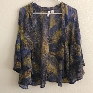 Flowy kimono outerwear